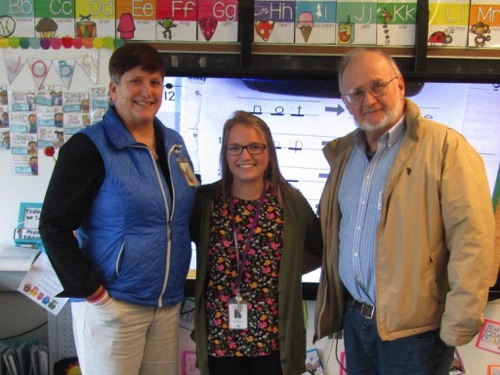 2018 Winner - Sarah Branch (c), Jeffereson County winner from Alexandria Bay CS, is pictured wih Terri Lowe (l), Co-president of ABTA, and Lynn Hunneyman